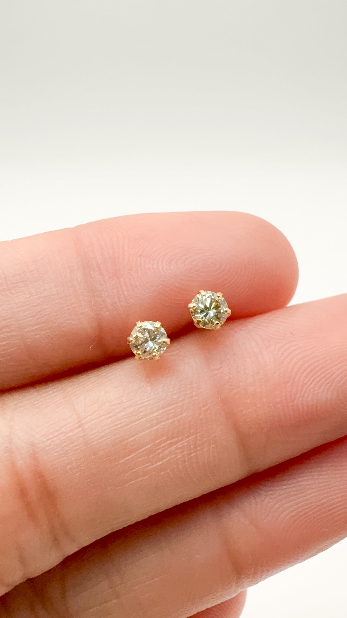 Delilah 0.30 carat Diamond Stud Earrings in Yellow Gold