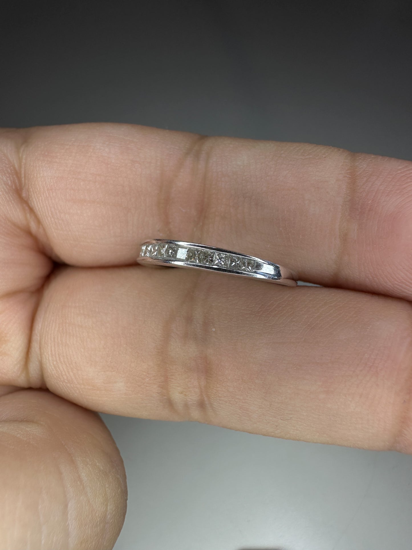 Aurelie Diamond Band