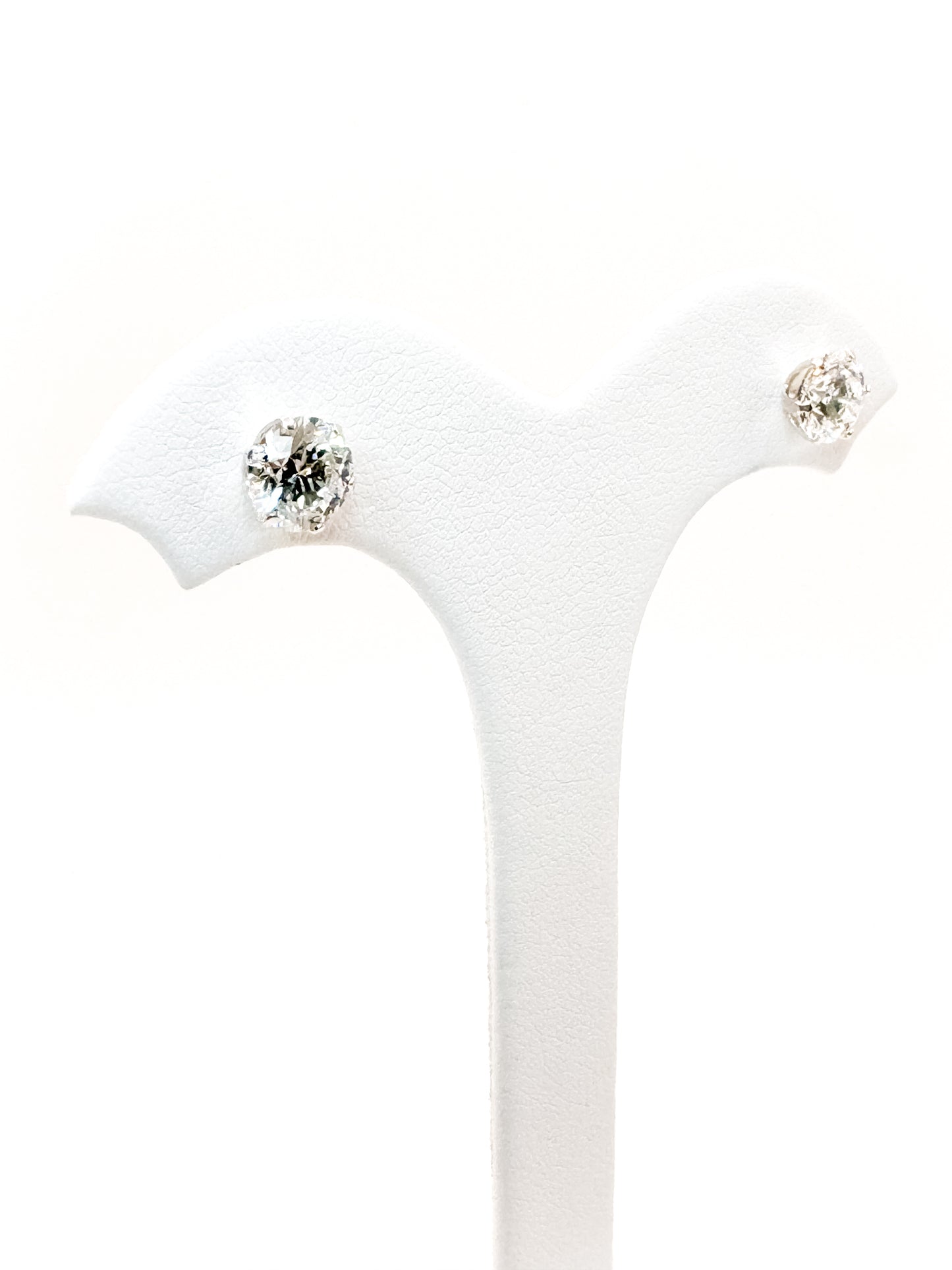 1 + 1 Carat Lab Grown Stud Earrings