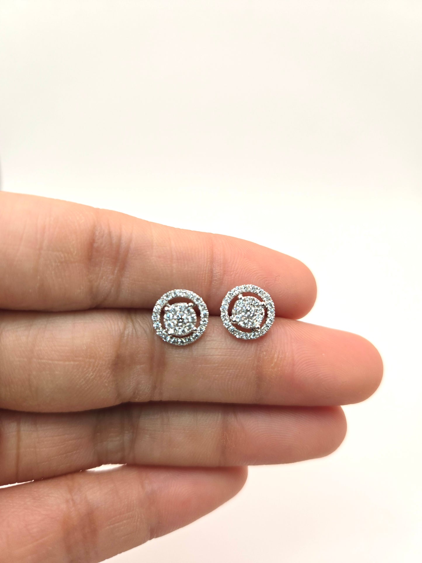 Dorris Round Multi-way Illusion Diamond Stud Earrings with removable halo