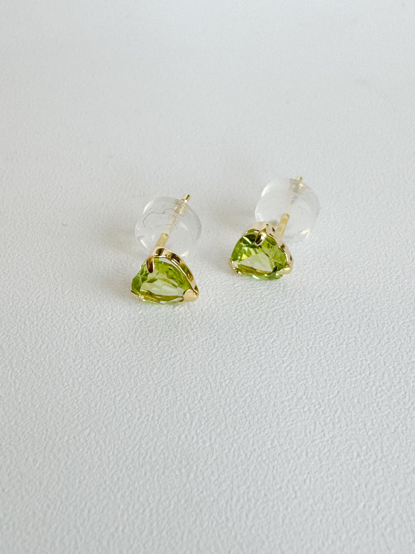 Peridot (Heart Cut) Stud Earrings 5mm