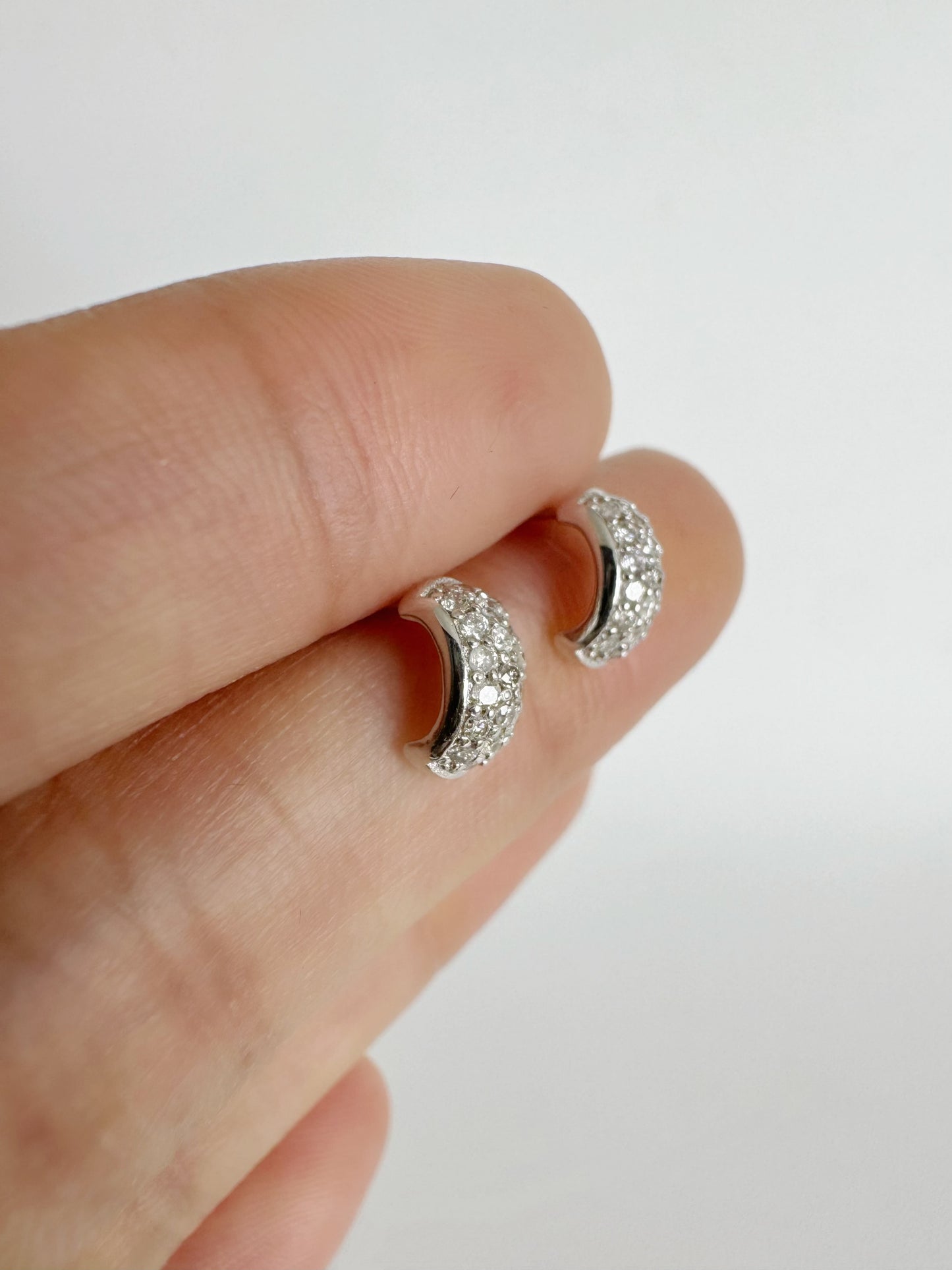 Aira Diamond Illusion Huggies in 18K White Gold