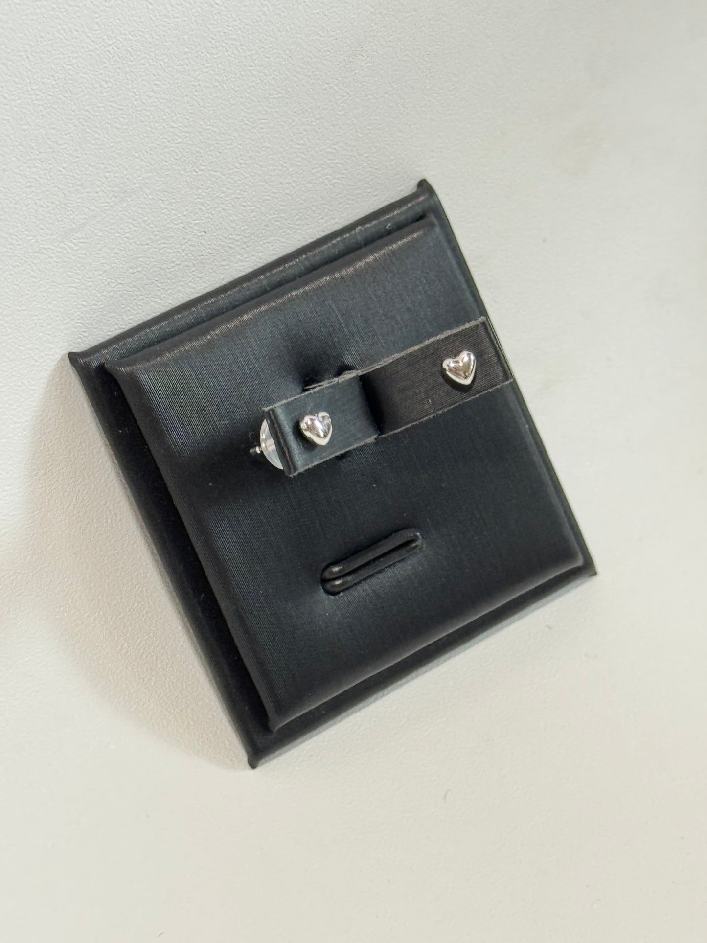 Mini Heart Studs (White Gold)