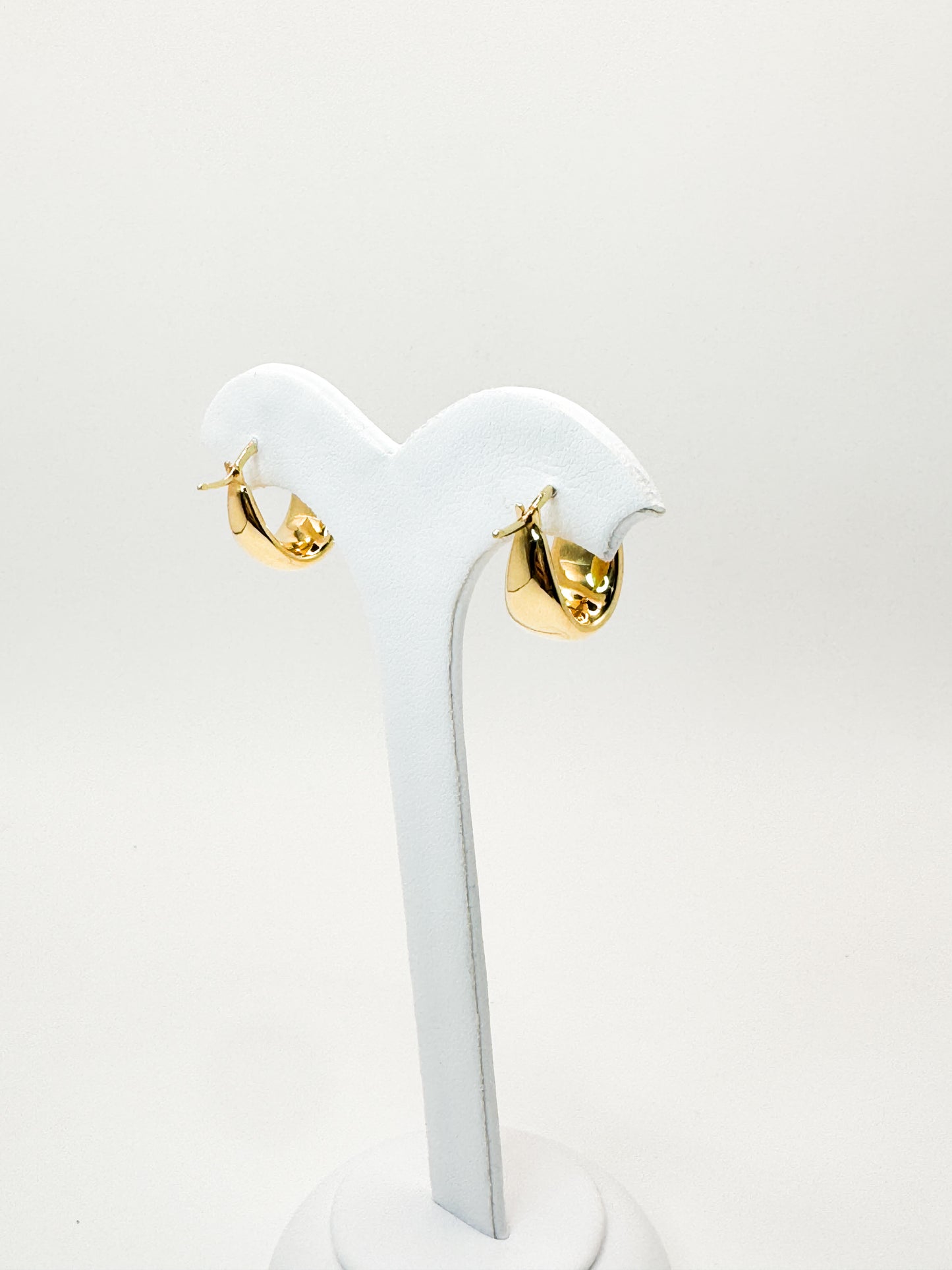 Alessandra Simple Gold Hoops