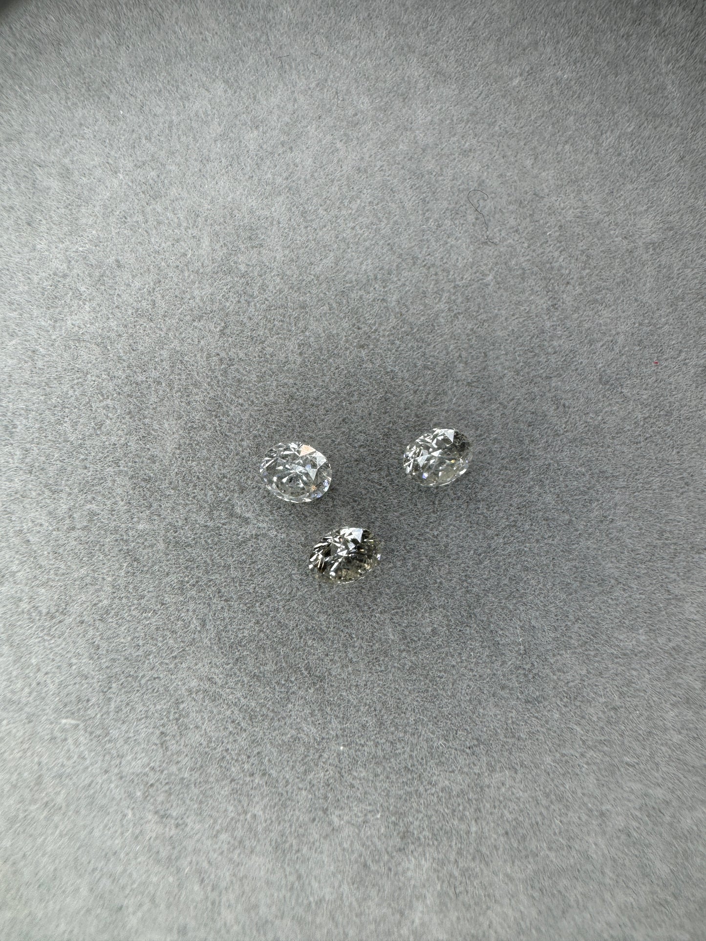 Loose Round Brilliant Cut Diamonds