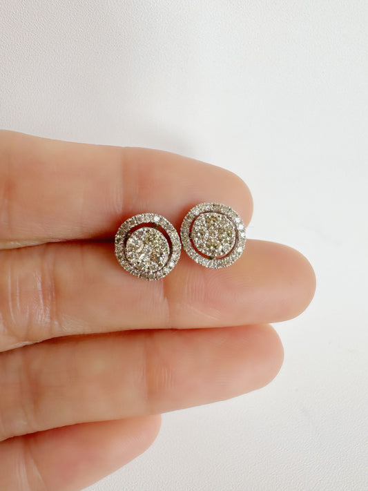 Francesca Round Illusion Diamond Studs With Halo (Natural Diamonds)