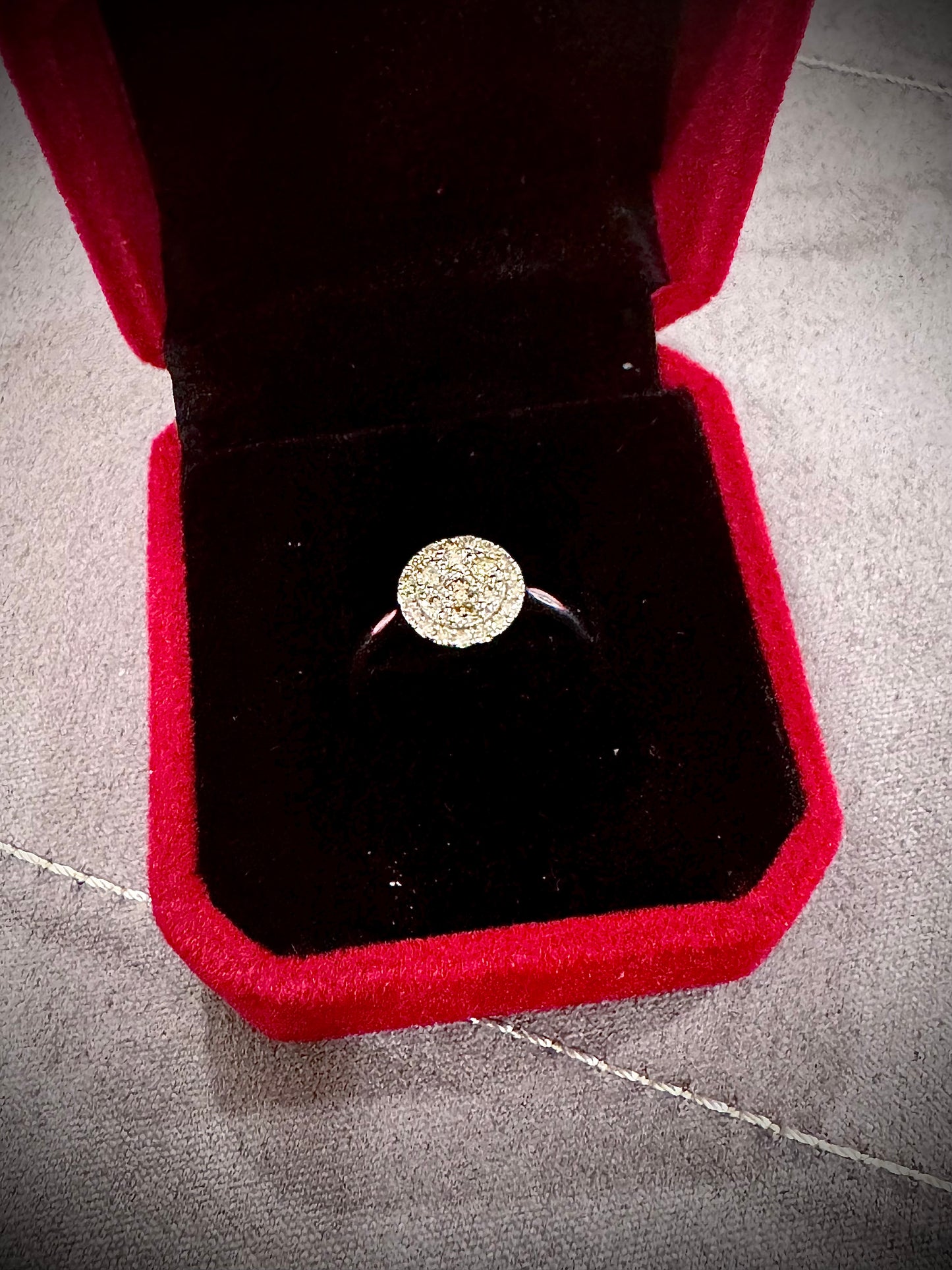 Factory Item: Dua Round Diamond Illusion Ring