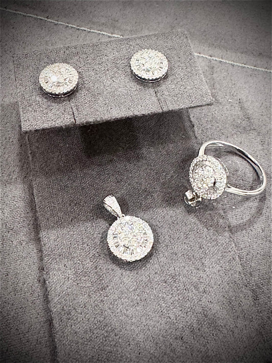 Factory Item: Clarity Round Diamond Set
