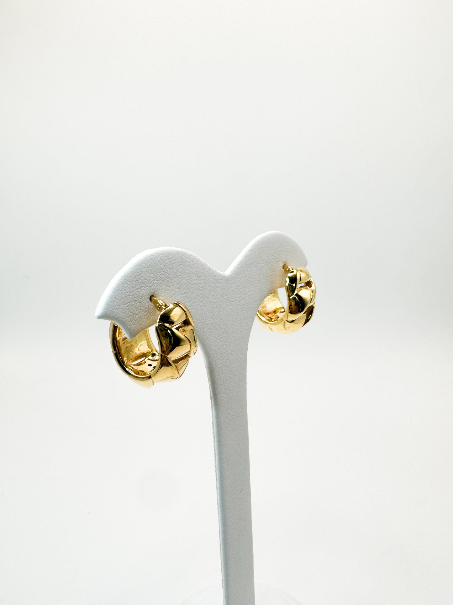 Evera Woven-Pattern Gold Hoops