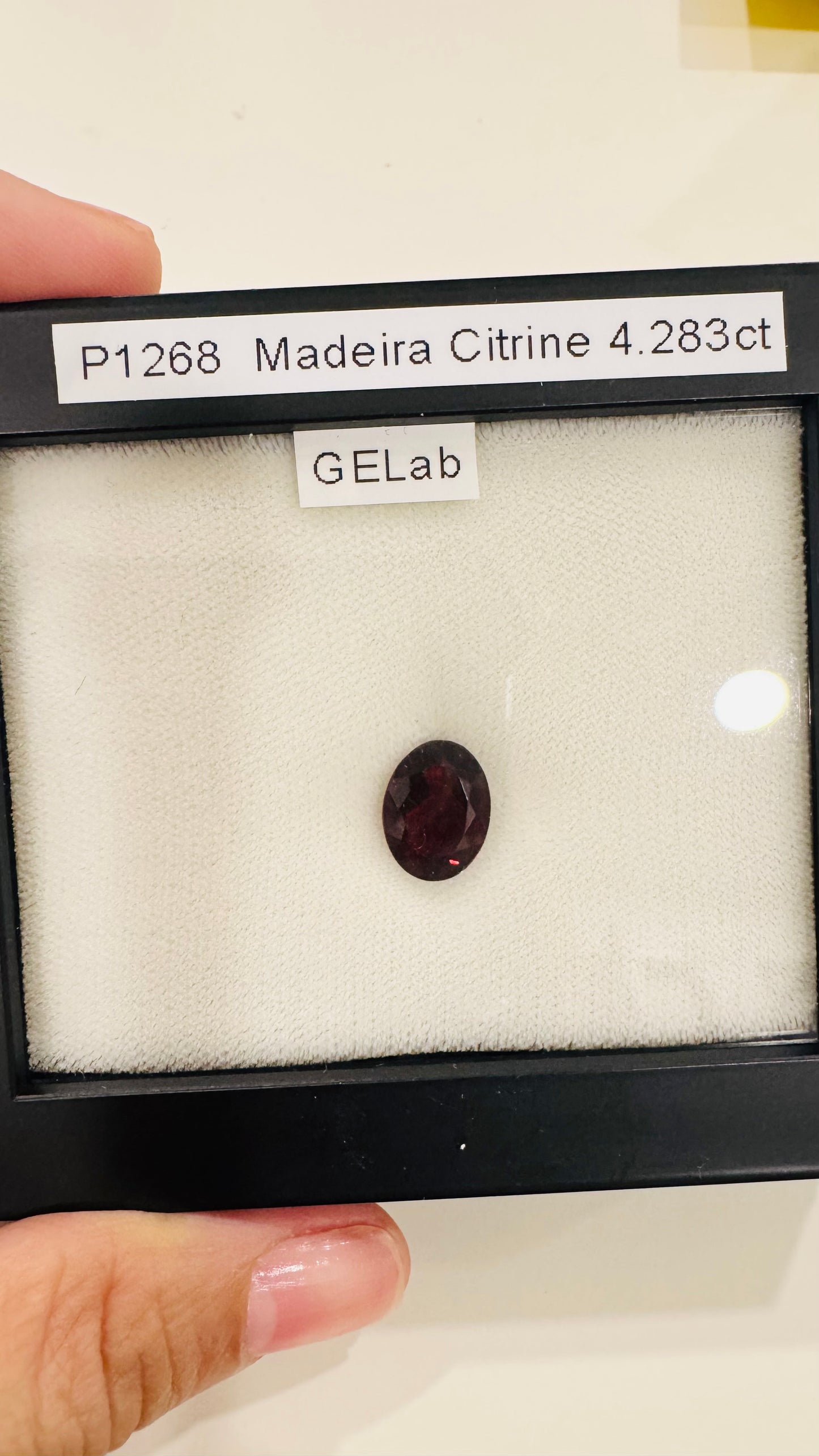 Loose Madeira Citrine Gemstone, Oval Shaped, 4.283 carats