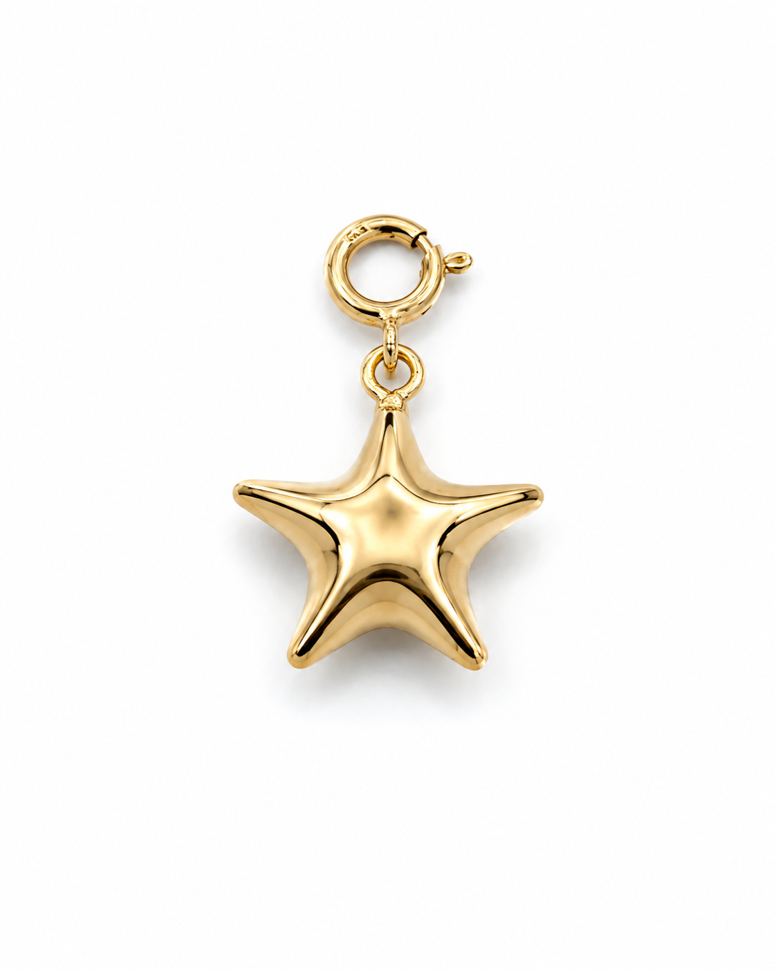 Etoile Gold Star Charm Pendant in Yellow Gold